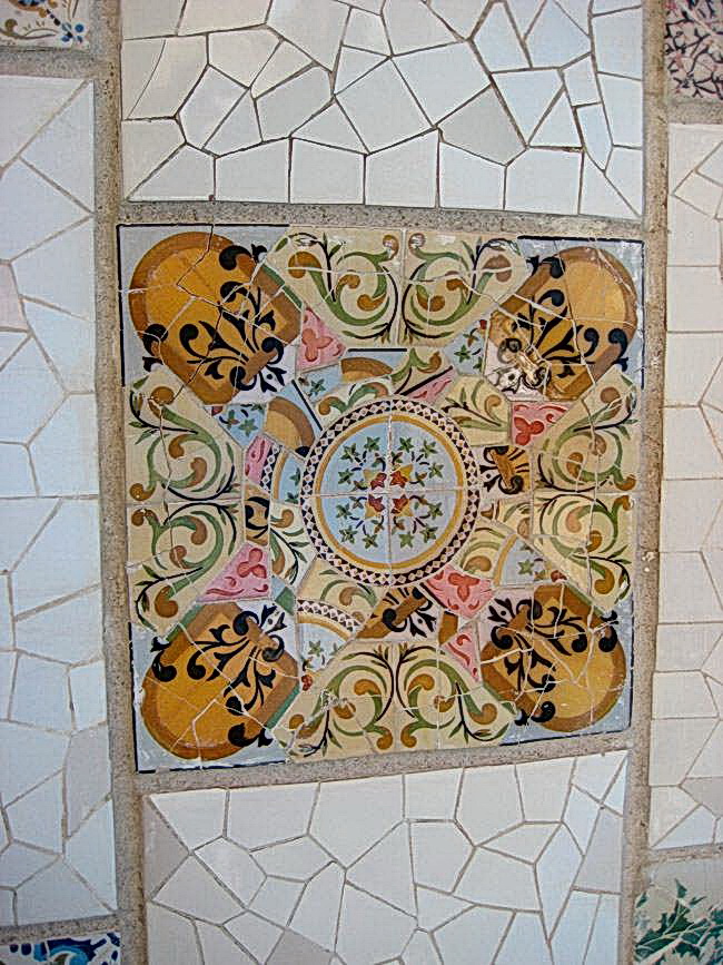 Мозаики Антонио Гауди, выдающегося испанского архитектора (1852-1926), фото № 33