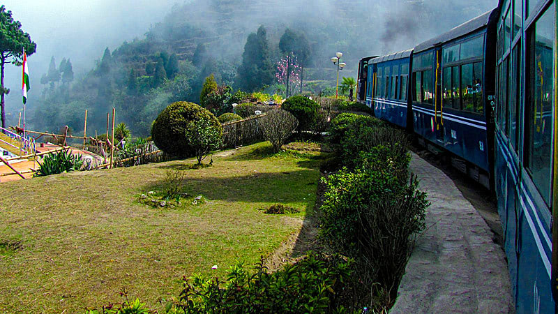Транспорт Индии — поезд