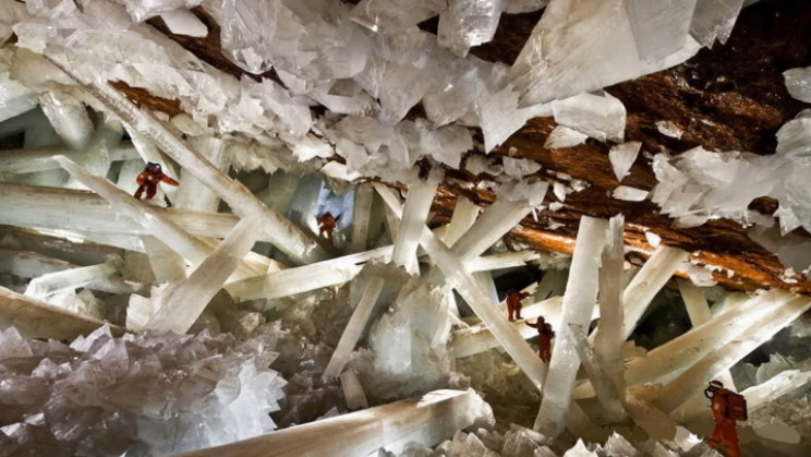 The Cave of the Giant Crystals