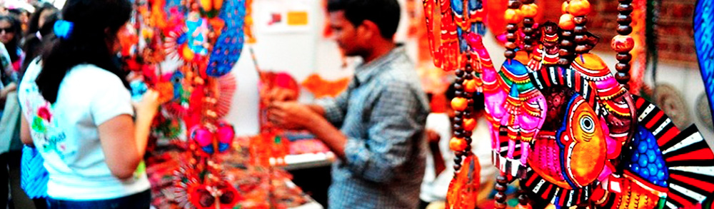 Street-shopping-India-JFW.jpg
