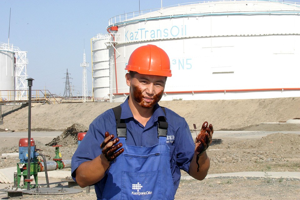 Около четверти нефти добывается в Казахстане китайскими компаниями. Фото: GLOBAL LOOK PRESS