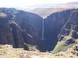 Lesotho regions map ru.png