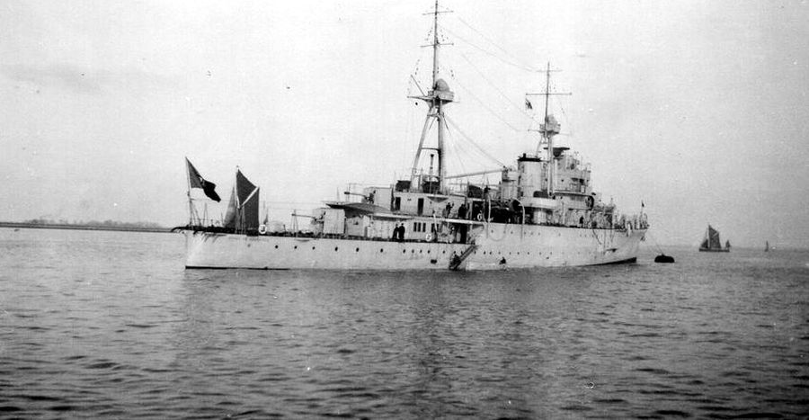 ​Крейсер «Афонсу де Альбукерке», 50-е годы - Конец Португальской Индии 