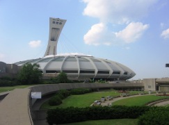 Канада. Олимпийский стадион.