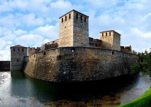 Крепость Баба Вида в Болгарии